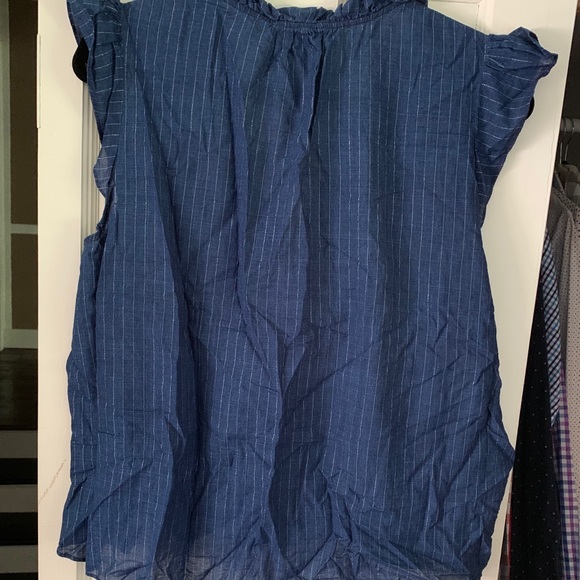 NWT J Crew Cotton Flutter Sleeve Top - Picture 2 of 2